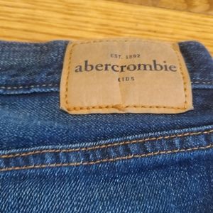 Abercrombie boys 16 youth boot